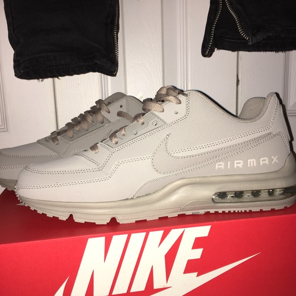 Nike Airmax Men’s Shoe - Picture 1 of 1